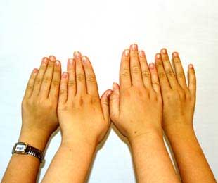 Hands: thumbs & fingers.