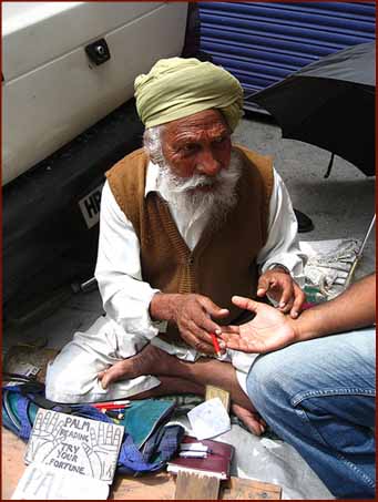 Palmistry in Islamabad