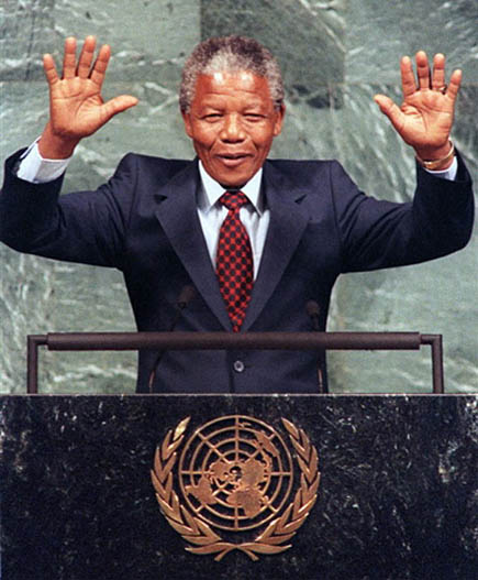 Nelson Mandela welcomed at United Nations meeting.