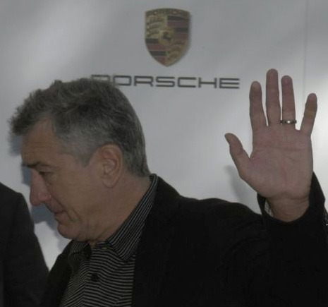 Robert de Niro's left hand is featured with a strong distal thumb phalange (strong impulse to 'will').